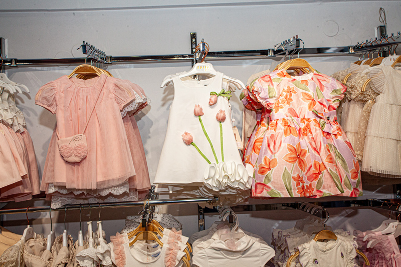 Κοριτσίστικο σύνολο